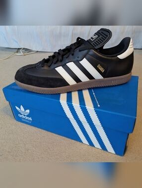 adidas Samba Classic Mens Sneakers - Black/White